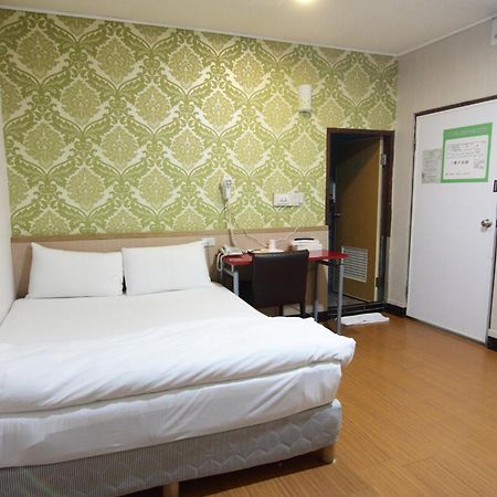 Baoshan Hotel Zhongli Exteriör bild