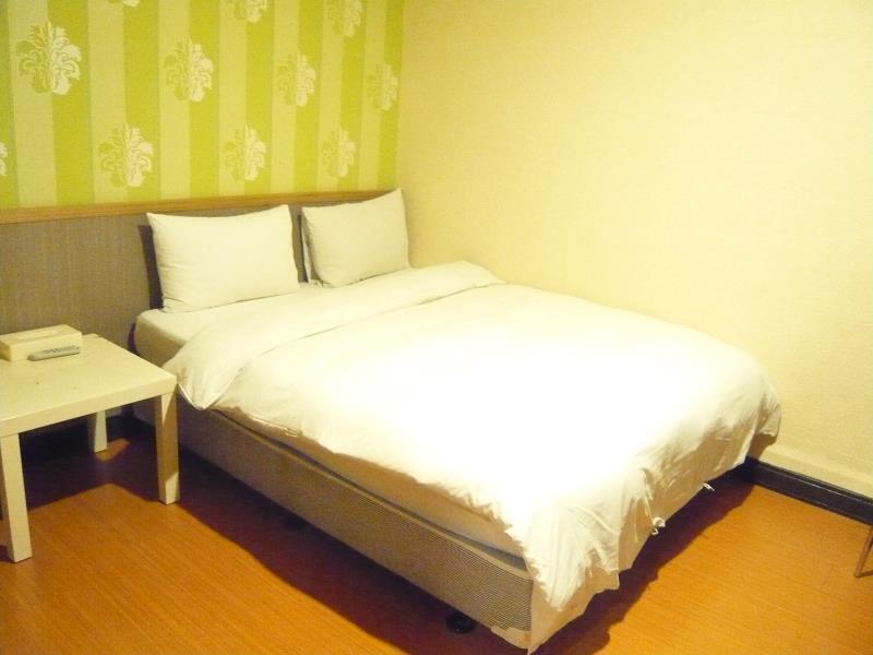 Baoshan Hotel Zhongli Exteriör bild