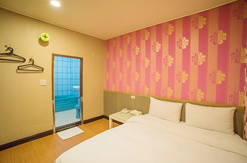 Baoshan Hotel Zhongli Exteriör bild